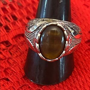 Mans Silver Ring with a tiger eye style
